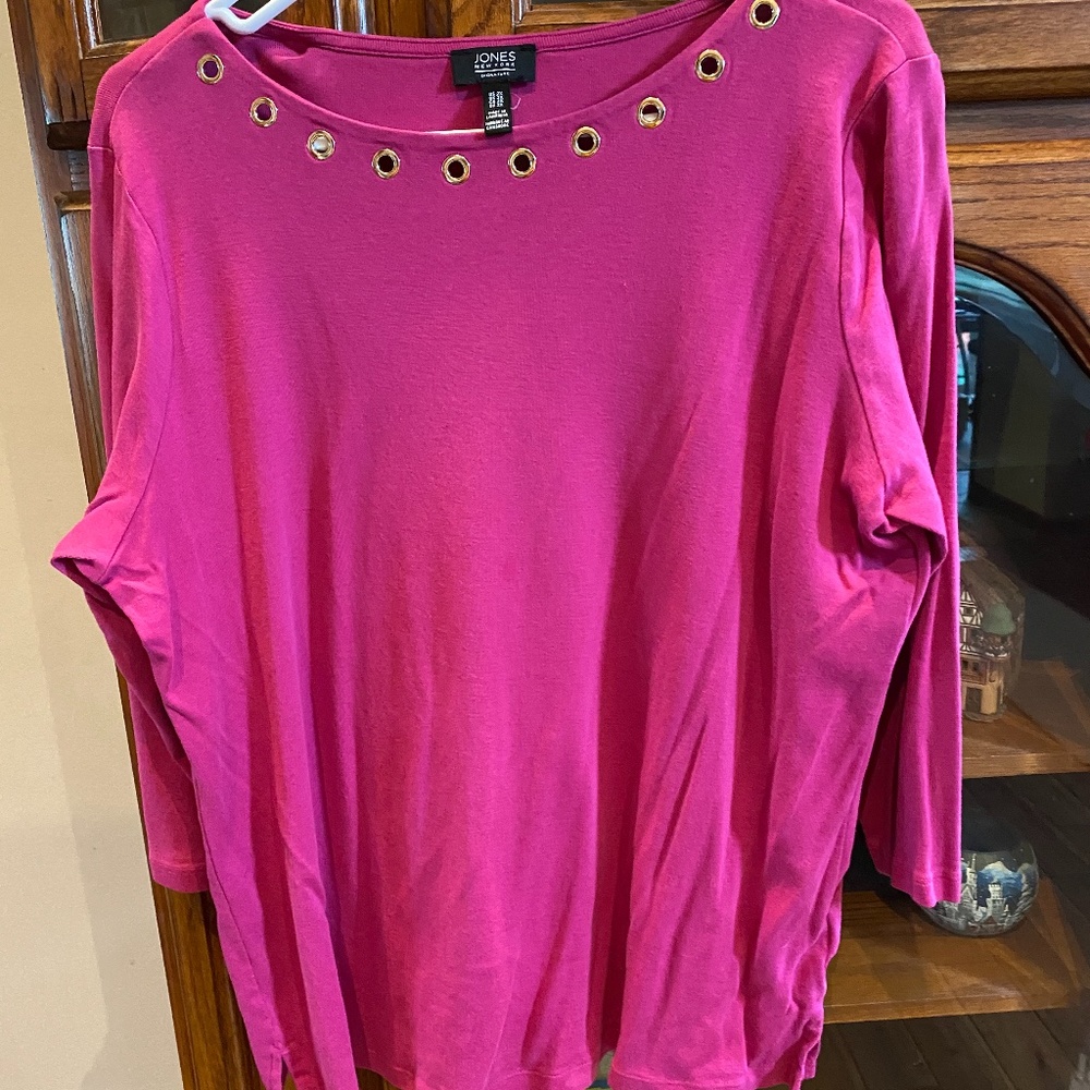 Jones New York Fuchsia Knit Top